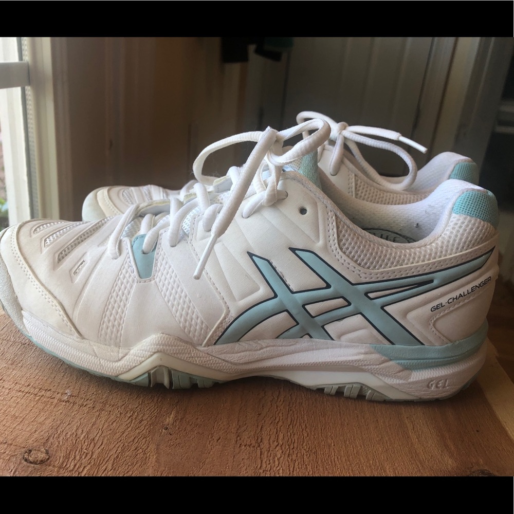 ASICS Gel Challenger Women’s Tennis Court Shoes